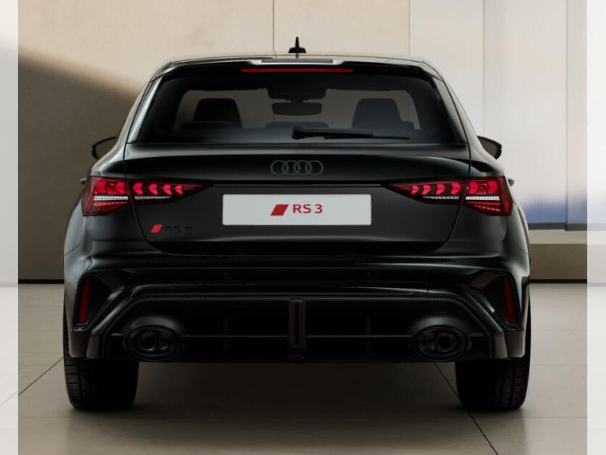 Audi RS3 Sportback 294 kW S tronic *PANO*MATRIX*