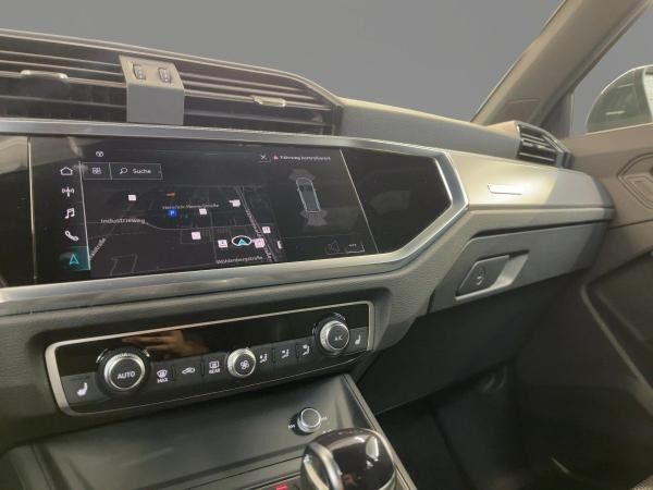 Audi Q3 45 TFSIe virtual DAB Navi LED Teilleder