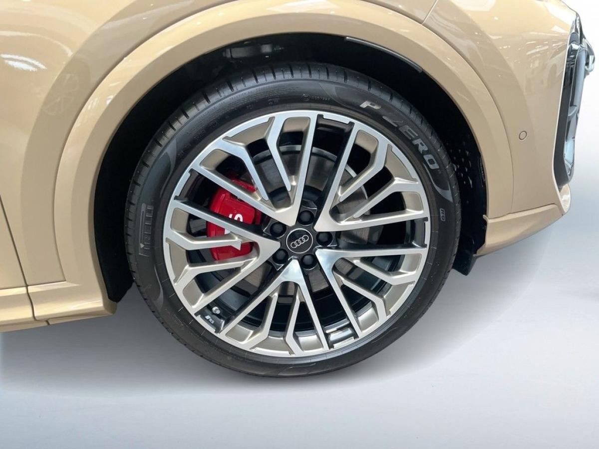 Audi SQ5 S tronic quattro