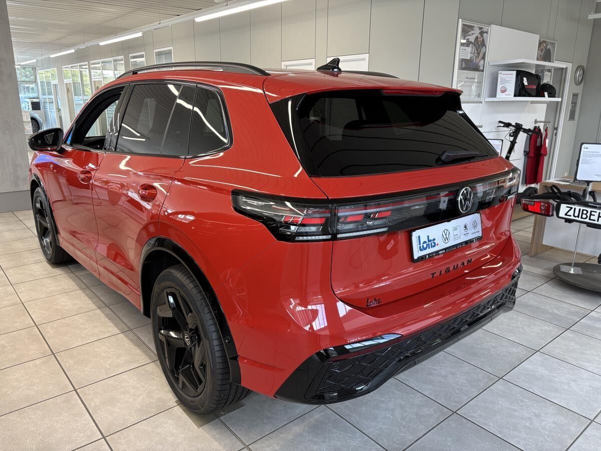Volkswagen Tiguan R-Line 1,5 l eTSI 150 PS DSG/ AHZV/ LED-Matrix/ Pano-Dach/
