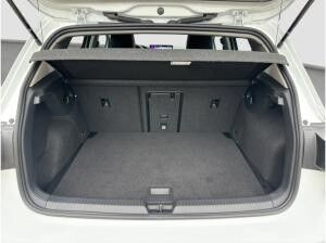 Volkswagen Golf VIII Goal 1.5 TSI Travel Spur 5JGar LED