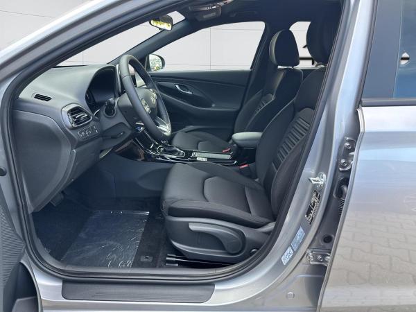 Hyundai i30 FL 5-Türer (MY25) 1.0 T-GDI (100 PS) 7-DCT 2WD Advantage