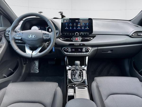 Hyundai i30 FL 5-Türer (MY25) 1.0 T-GDI (100 PS) 7-DCT 2WD Advantage