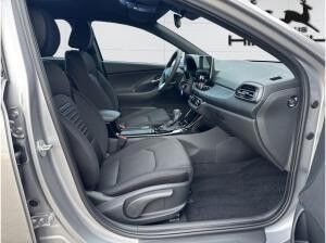 Hyundai i30 FL 5-Türer (MY25) 1.0 T-GDI (100 PS) 7-DCT 2WD Advantage