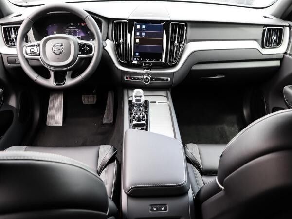 Volvo XC60 B4 Plus Dark * Panorama * 21 " * ACC