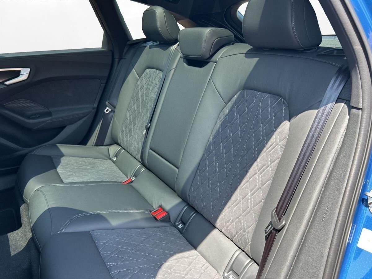 Audi A5 Avant e-hybrid QUATTRO+TECHPRO+PANO+B&O+HUD