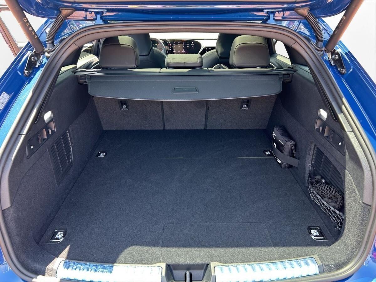 Audi A5 Avant e-hybrid QUATTRO+TECHPRO+PANO+B&O+HUD