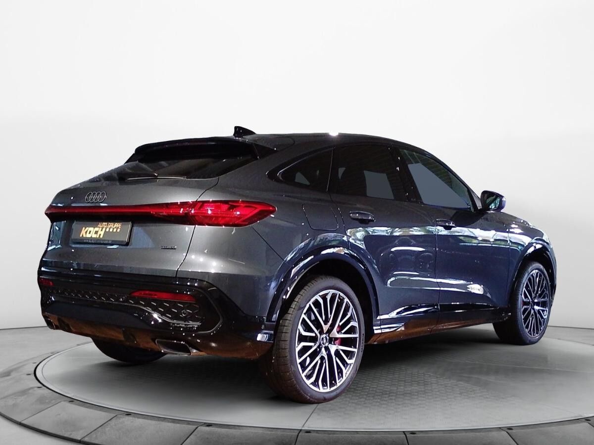 Audi Q5 Sportback edition one mit Akzenten mythosschwarz e-hybrid quattro S tronic