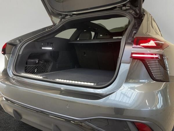 Audi A6 Avant TFSI quattro Head-up Pano Standh. AHK