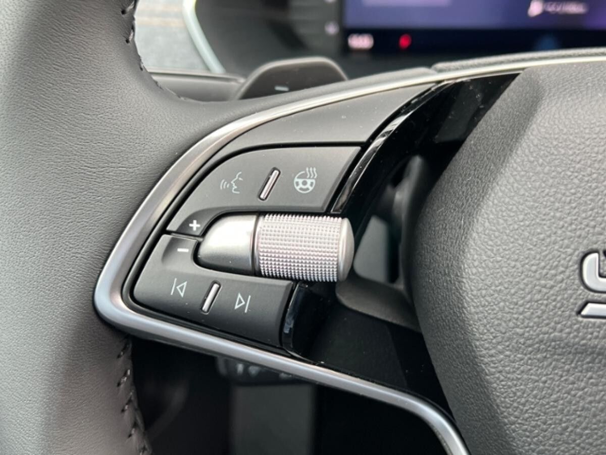 Skoda Octavia Combi TOUR 2.0 TDI DSG *AHK, Travel Assist*