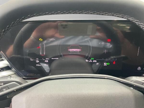 Audi A6 Avant e-hybrid qu S line Matrix B&O HuD 360°