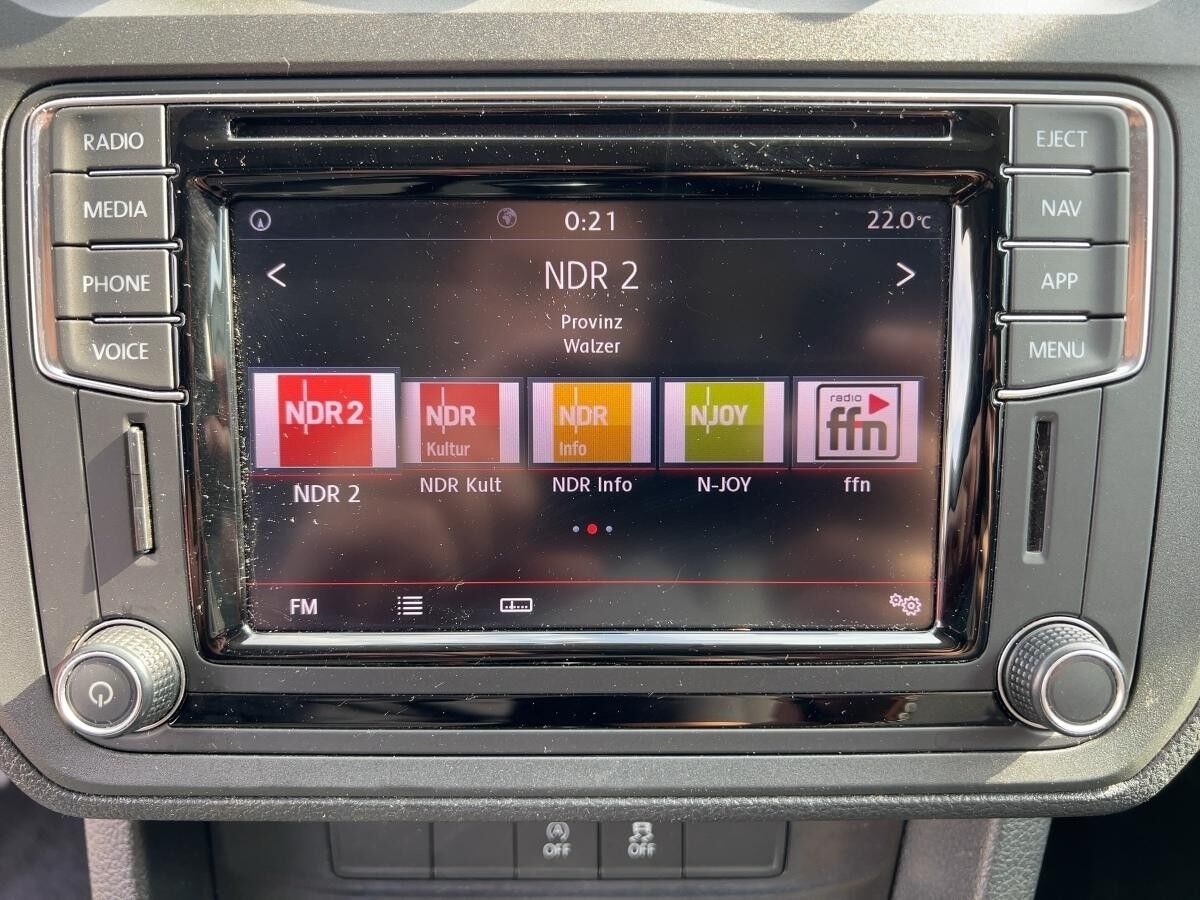 Volkswagen Caddy Cargo 2.0 TDI AHK Kamera Navi Volkswagen Caddy Cargo 2.0 TDI AHK Kamera Navi