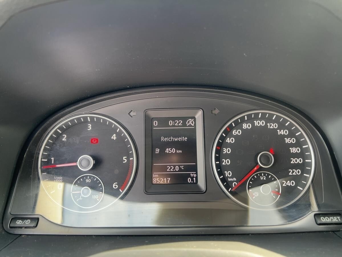 Volkswagen Caddy Cargo 2.0 TDI AHK Kamera Navi Volkswagen Caddy Cargo 2.0 TDI AHK Kamera Navi