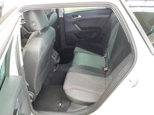 Seat Leon ST FR 1.5 eTSI DSG / Navi, Matrix, RFK, ACC