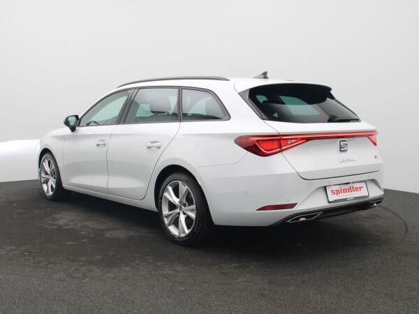 Seat Leon ST FR 1.5 eTSI DSG / Navi, Matrix, RFK, ACC