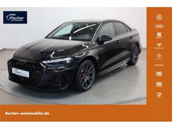 Audi RS3 Limousine TFSI quattro 280 km/h