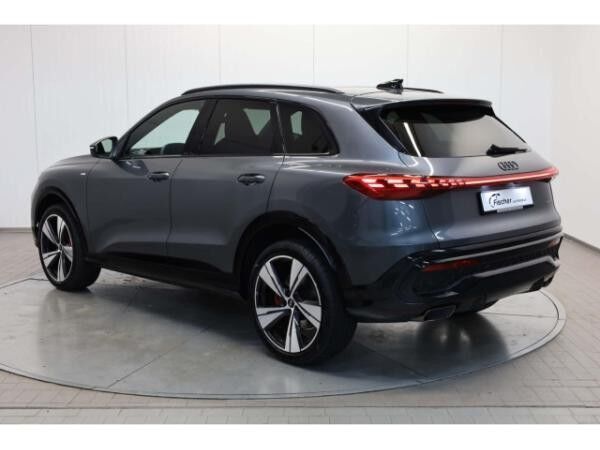 Audi Q5 TFSI quattro S line edition one