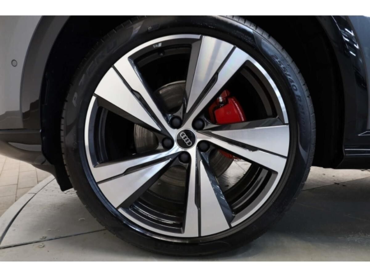 Audi Q5 TFSI quattro S line edition one