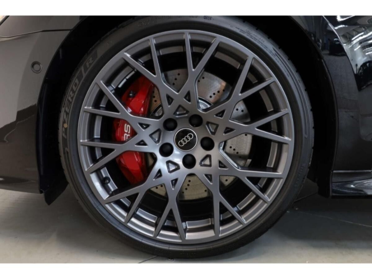 Audi RS3 Limousine TFSI quattro 280 km/h