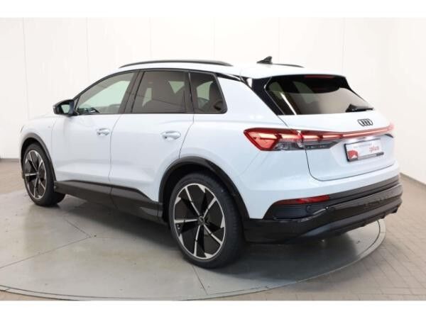 Audi Q4 e-tron 45 S line edition AHK/HUD/21''/W-Pumpe