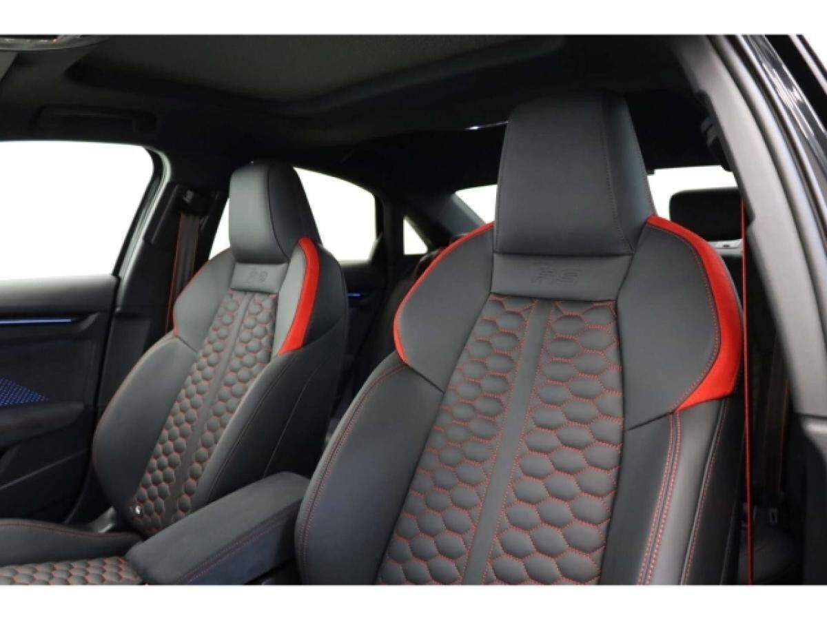 Audi RS3 Limousine TFSI quattro 280 km/h