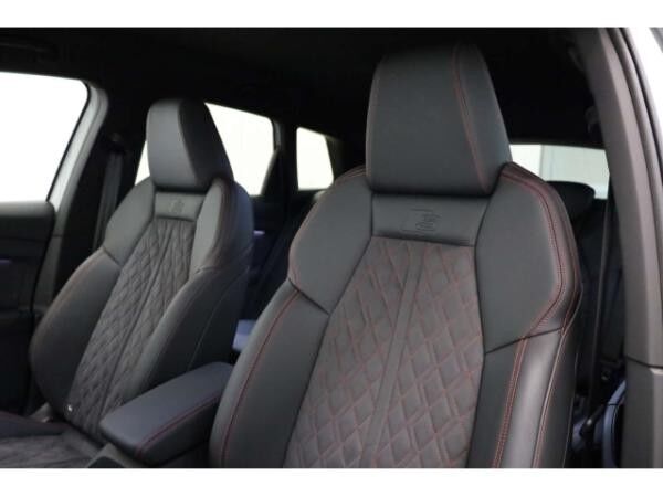Audi Q4 e-tron 45 S line edition AHK/HUD/21''/W-Pumpe