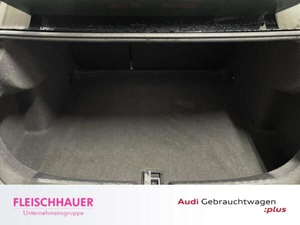 Audi A3 35 TFSI S line DSG HUD AHK-abnehmbar Navi Digitales Cockpit Soundsystem LED