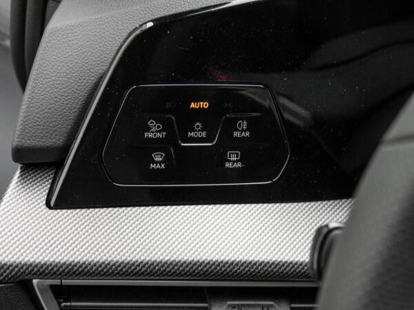 Volkswagen Golf GTI 2,0 l TSI DSG Pano,Navi Lagerwagen Anlieferung August !