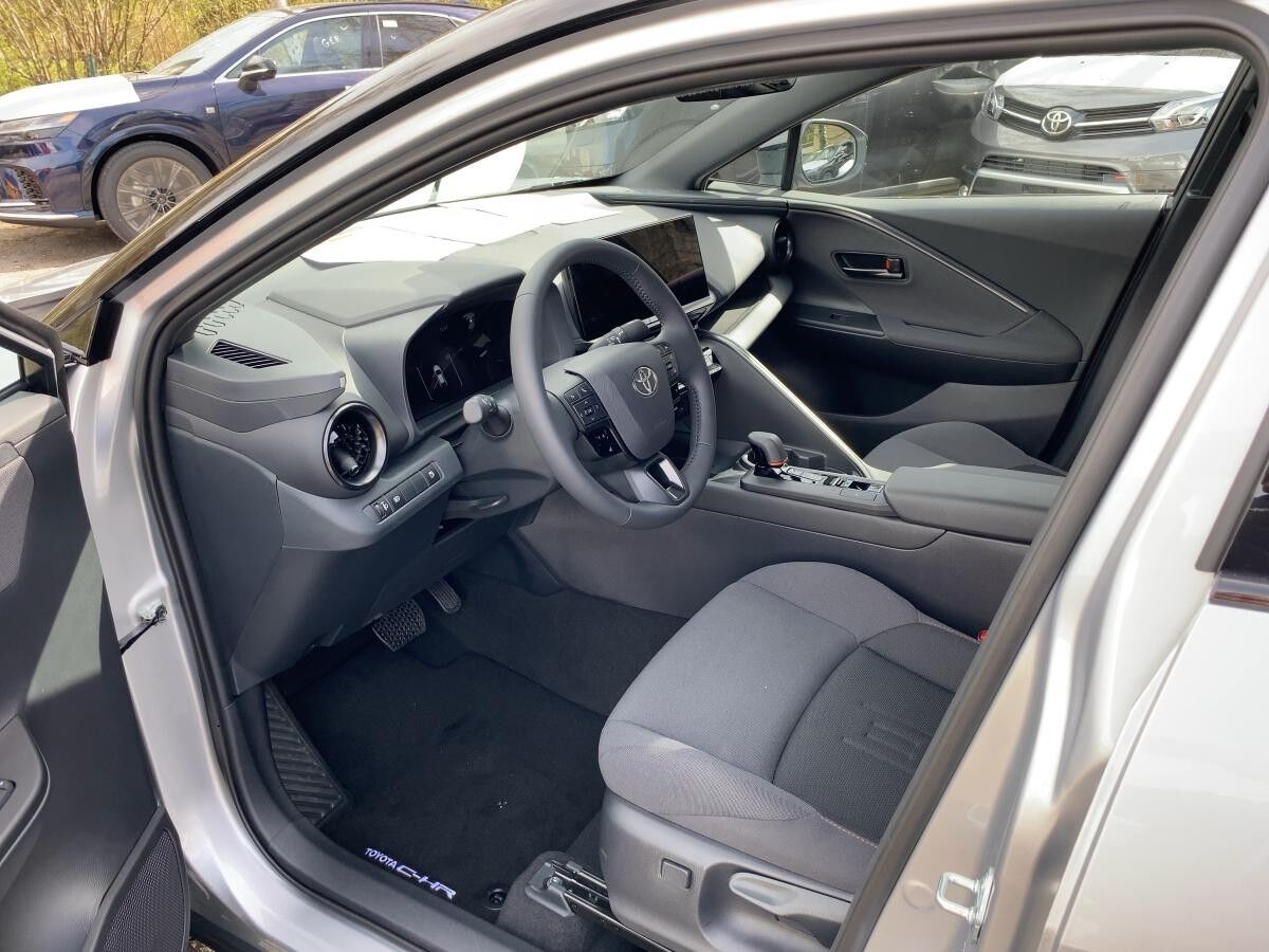 Toyota C-HR Teamplayer inkl. Technik-Paket *Sofort Verfügbar*