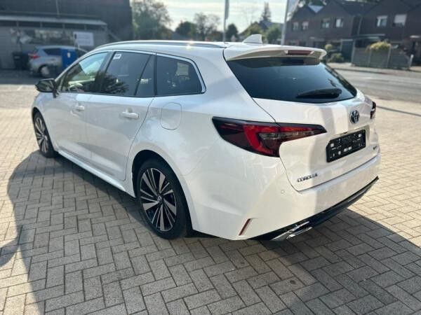 Toyota Corolla TS Finanzierungsangebot Hybrid Teamplayer 1.8 LED ACC Technik Navi El. Heckklappe Apple CarPlay