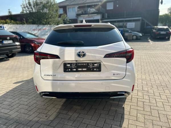 Toyota Corolla TS Finanzierungsangebot Hybrid Teamplayer 1.8 LED ACC Technik Navi El. Heckklappe Apple CarPlay