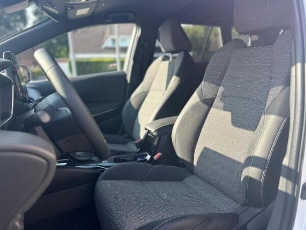 Toyota Corolla TS Finanzierungsangebot Hybrid Teamplayer 1.8 LED ACC Technik Navi El. Heckklappe Apple CarPlay