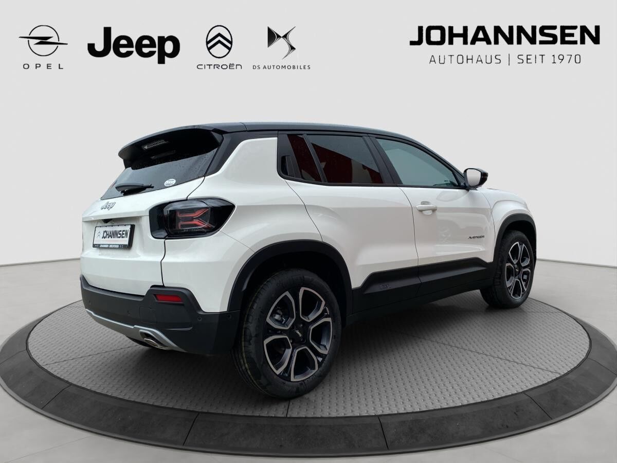 Jeep Avenger Summit MHEV Aut. Navi SHZ2 Jeep Avenger Summit MHEV Aut. Navi SHZ2