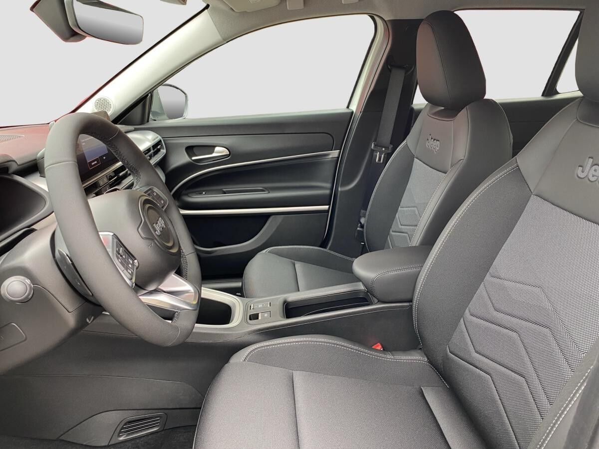 Jeep Avenger Summit MHEV Aut. Navi SHZ2 Jeep Avenger Summit MHEV Aut. Navi SHZ2