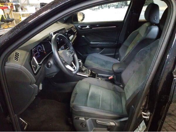 Volkswagen T-Roc 1.5 TSI DSG - R-LINE NAVI KAMERA KLIMA SHZG
