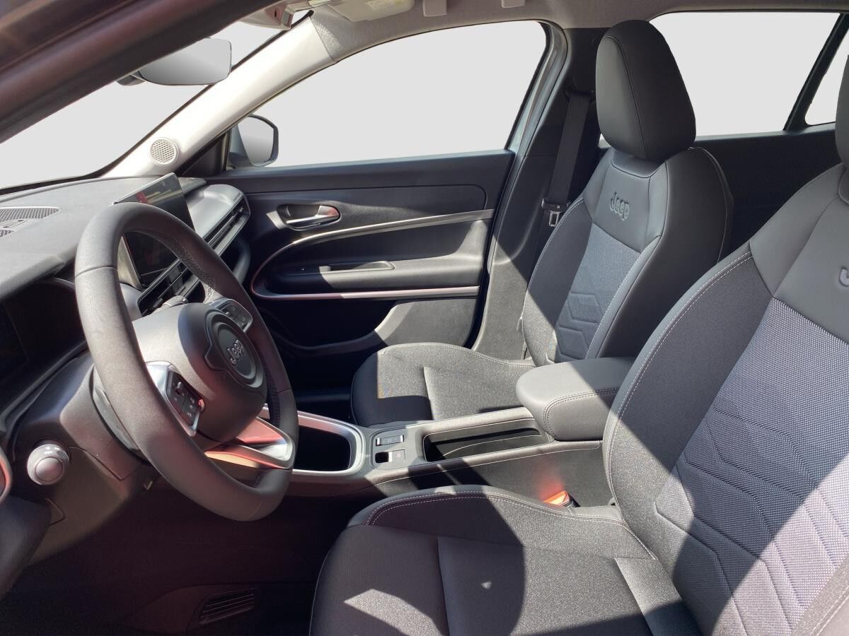 Jeep Avenger Summit MHEV Aut. Navi SHZ