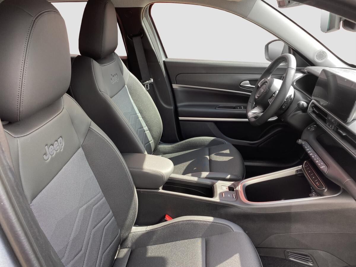 Jeep Avenger Summit MHEV Aut. Navi SHZ