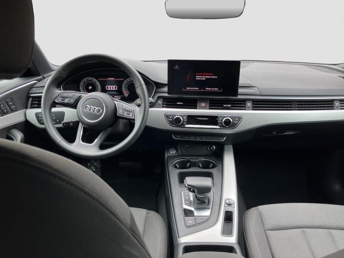 Audi A4 Lim. 40 TFSI advanced  / SOFORT VERFÜGBAR !
