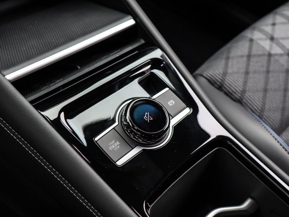 Volkswagen Tiguan R-Line 2,0 l TDI SCR 7-Gang-Doppelkupplungsgetriebe DSG Sofort Verfügbar!