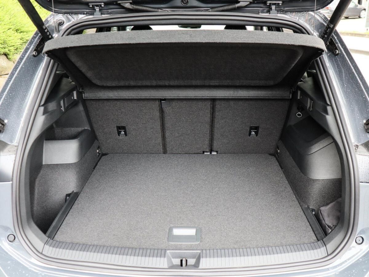 Volkswagen Tiguan R-Line 2,0 l TDI SCR 7-Gang-Doppelkupplungsgetriebe DSG Sofort Verfügbar!