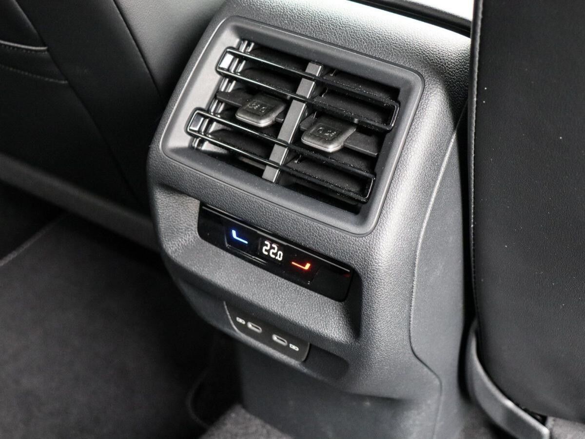 Volkswagen Tiguan R-Line 2,0 l TDI SCR 7-Gang-Doppelkupplungsgetriebe DSG Sofort Verfügbar!