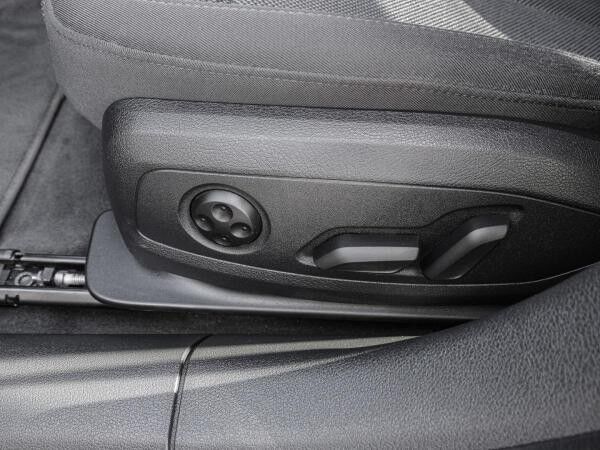 Audi A4 40 TFSI S tronic *MATRIX*OPTIK*KAMERA*PDC*VC*