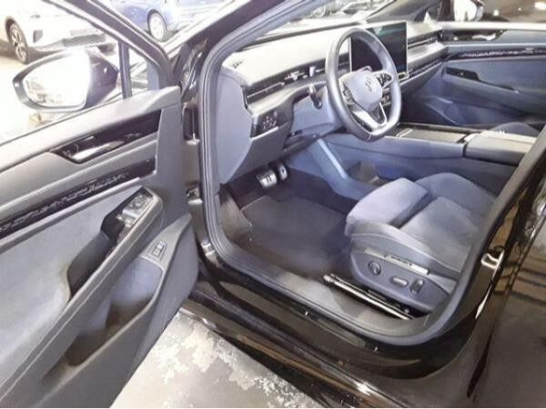 Volkswagen ID.7 Tourer Pro Navi AHK IQ.LIGHT - LED-Matrix-Scheinwerfer Spurwechselassistent DAB+