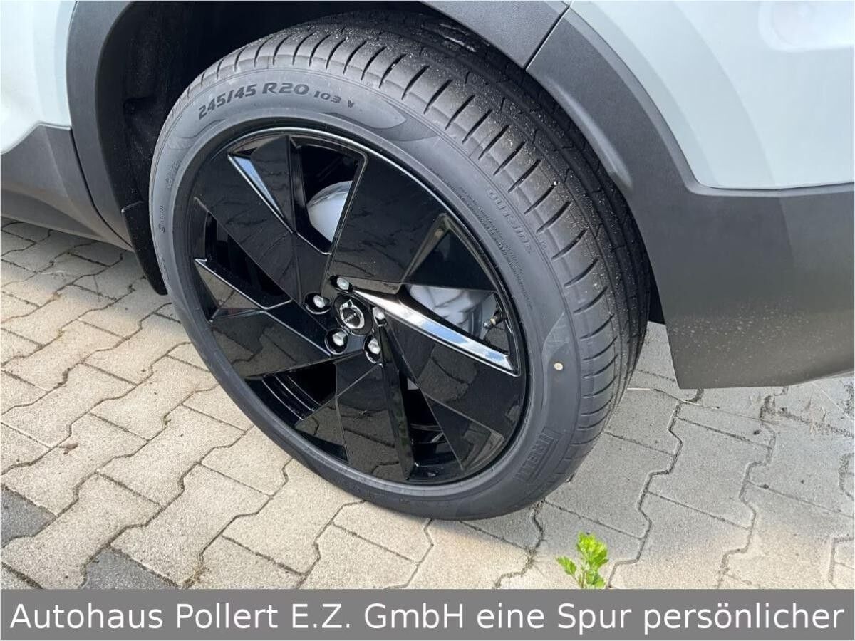 Volvo XC40 B3 Plus Black Edition *Sofort Verfügbar*