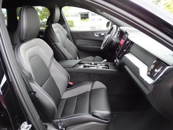 Volvo XC60 T8 AWD Plus Black Edition