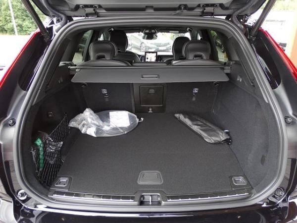 Volvo XC60 T8 AWD Plus Black Edition