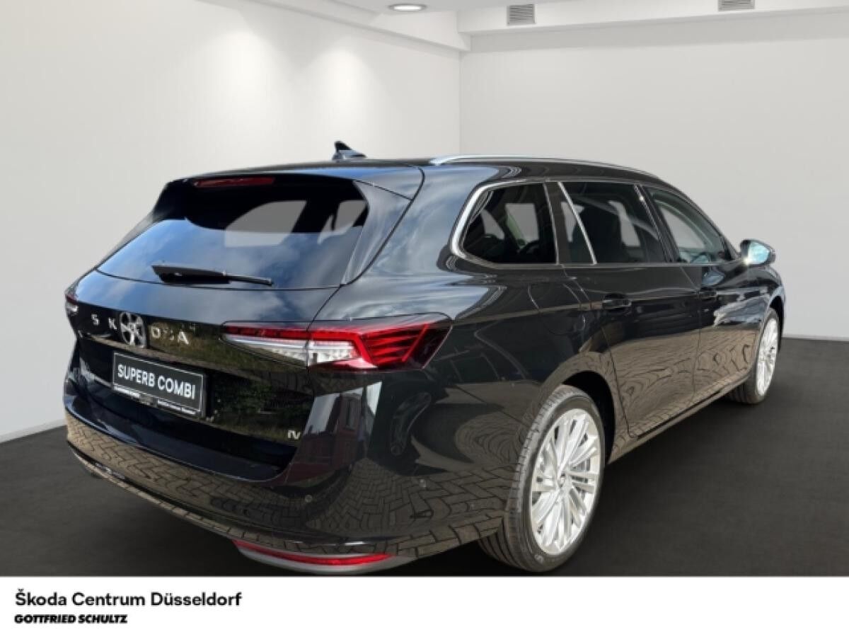 Skoda Superb Combi Selection- 1.5 TSI iV (Düsseldorf)