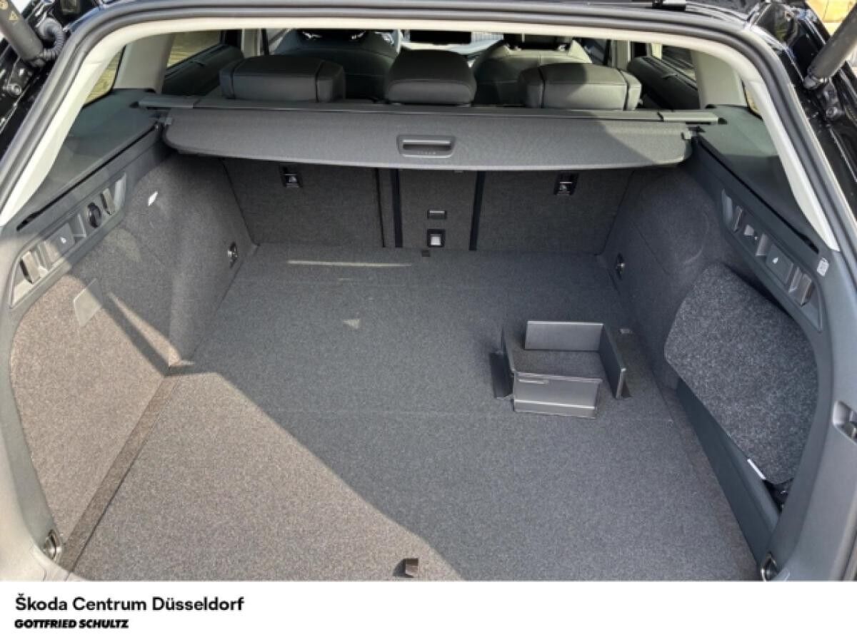 Skoda Superb Combi Selection- 1.5 TSI iV (Düsseldorf)