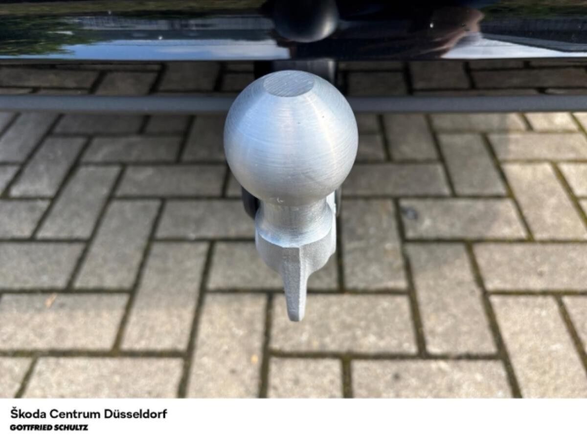 Skoda Superb Combi Selection- 1.5 TSI iV (Düsseldorf)