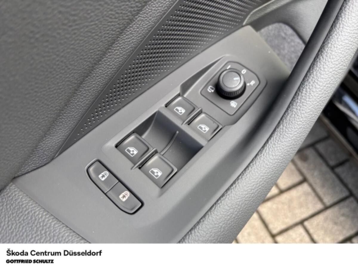 Skoda Superb Combi Selection- 1.5 TSI iV (Düsseldorf)